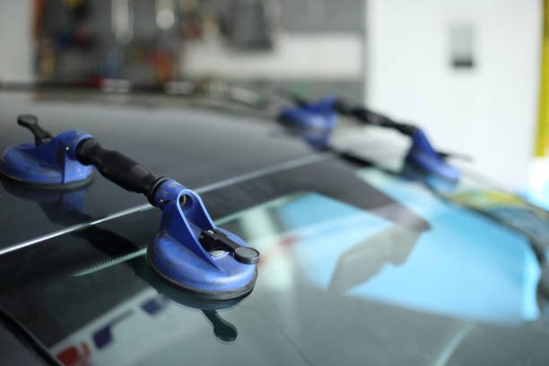 Auto Glass Repair Process